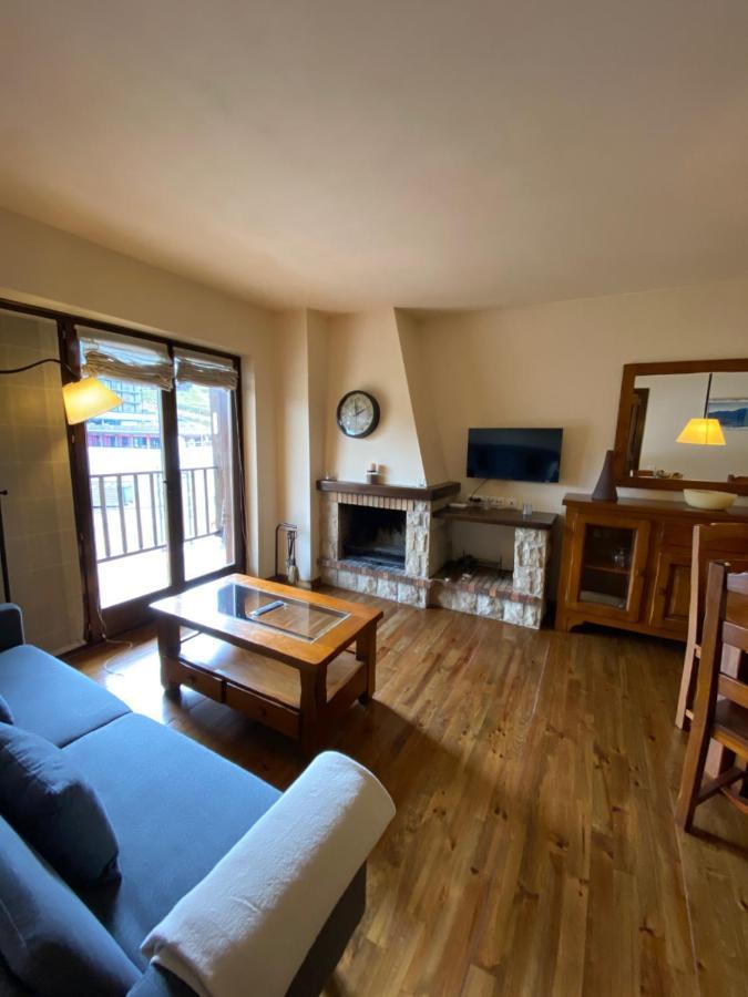 Panoramic Residencia Pista Llarga Apartment Alp Bagian luar foto