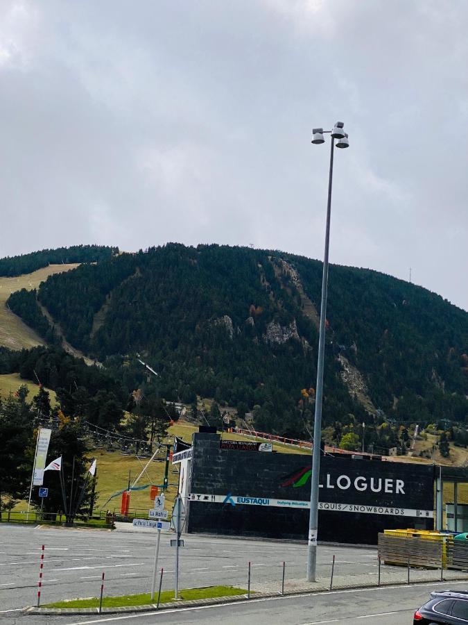 Panoramic Residencia Pista Llarga Apartment Alp Bagian luar foto