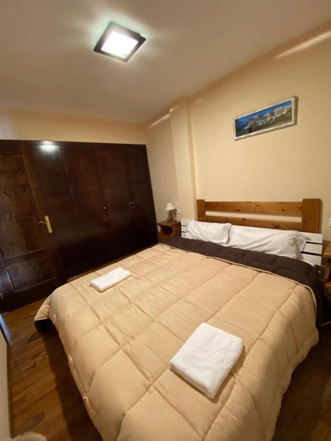 Panoramic Residencia Pista Llarga Apartment Alp Bagian luar foto